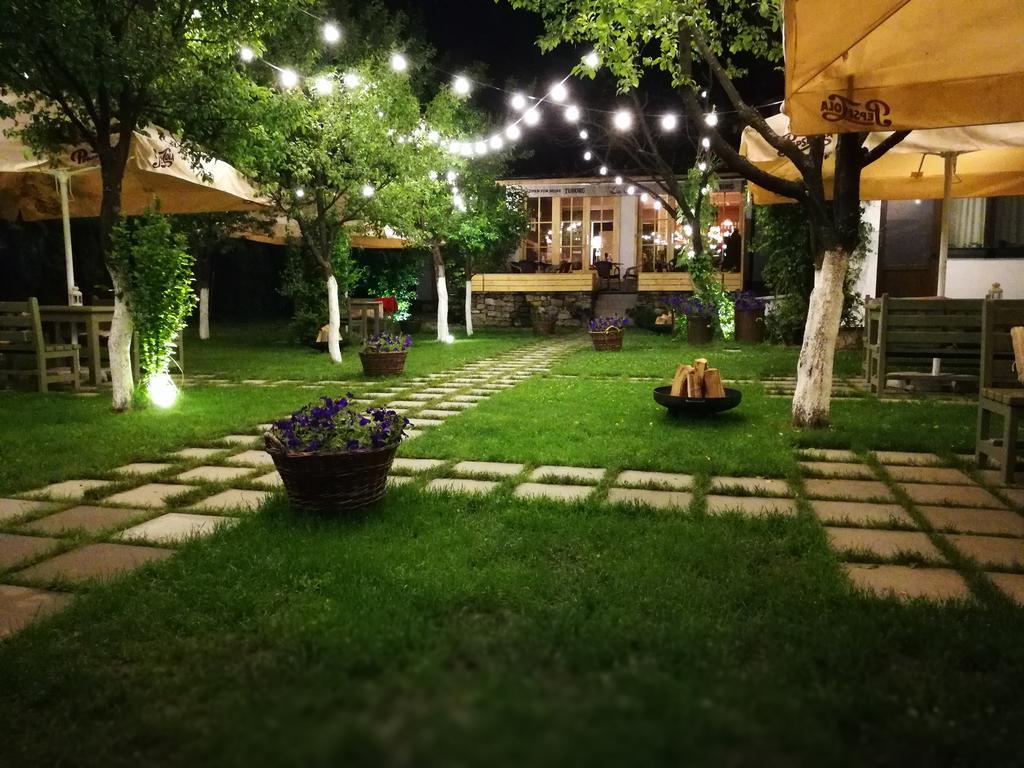 Pensiune Restaurant La Cassa Vişeu de Sus Dış mekan fotoğraf